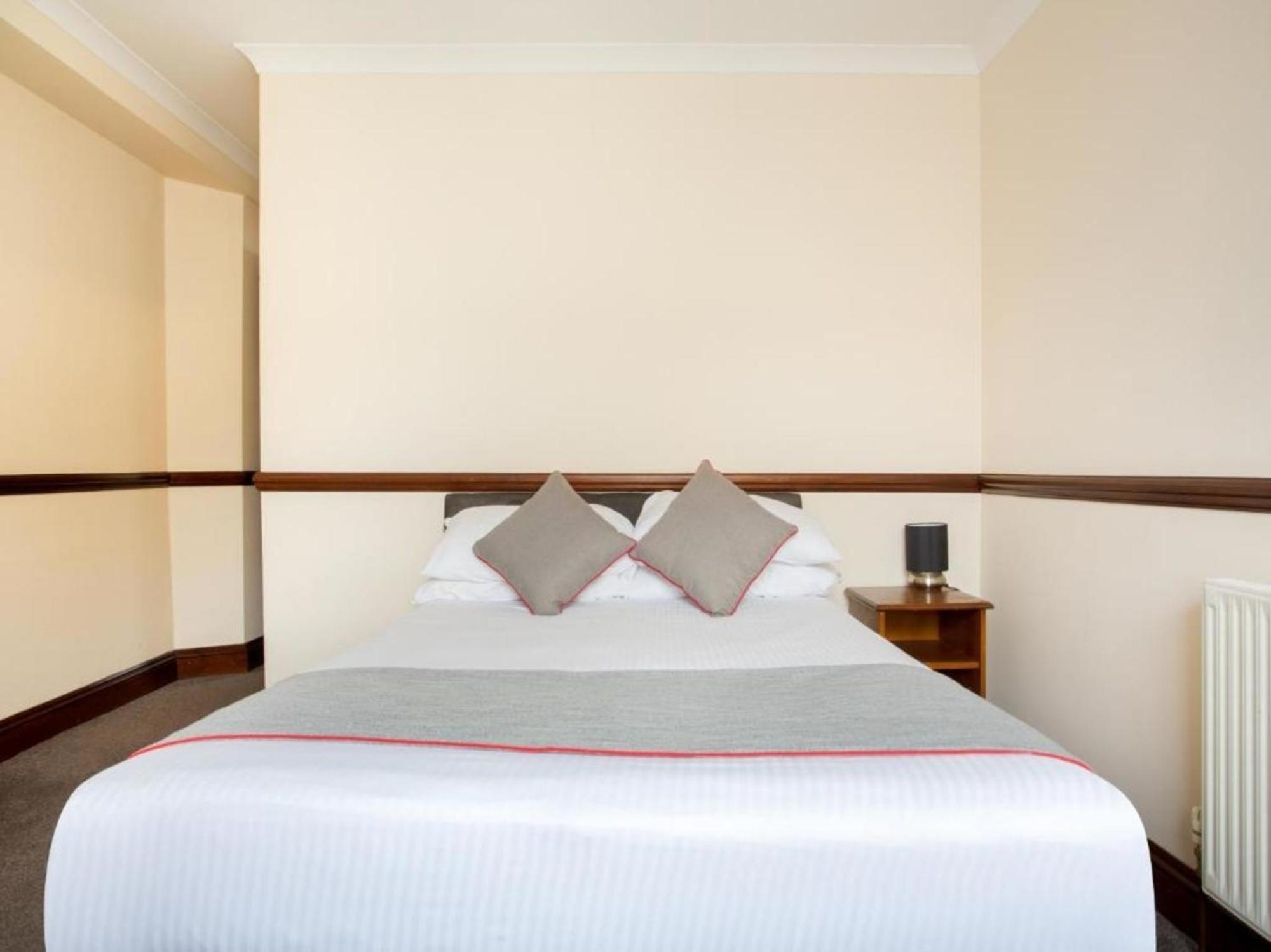 Brunel Inn Saltash Habitación foto